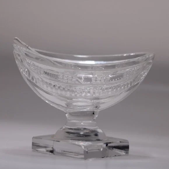 Vintage Crystal Salt Dish - Picture 5 of 5